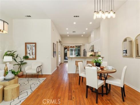 31 Roycroft , Irvine, CA