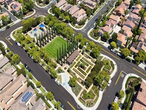 31 Roycroft , Irvine, CA