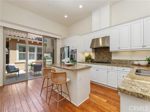 31 Roycroft , Irvine, CA