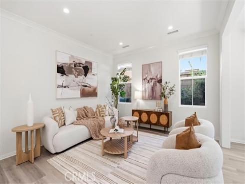 113 Chestnut Grove, Irvine, CA