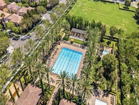113 Chestnut Grove, Irvine, CA