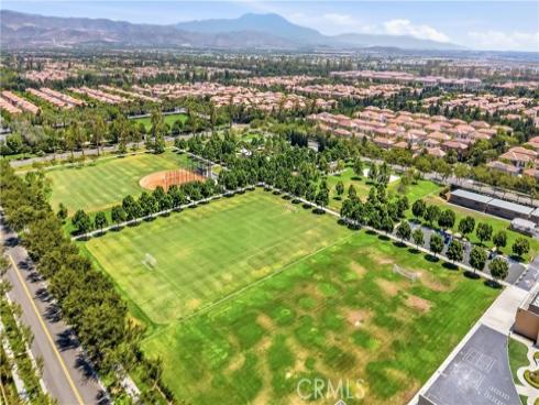 113 Chestnut Grove, Irvine, CA