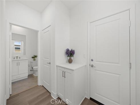 201 Longspur Dr , Irvine, CA