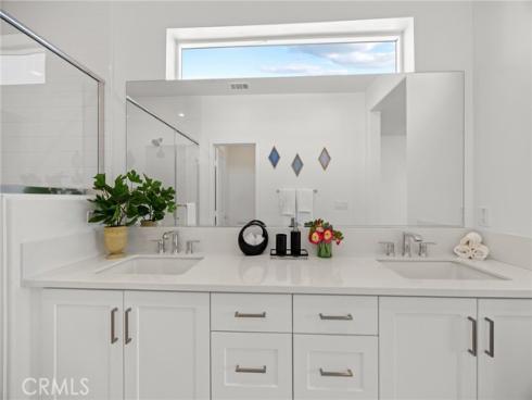 201 Longspur Dr , Irvine, CA