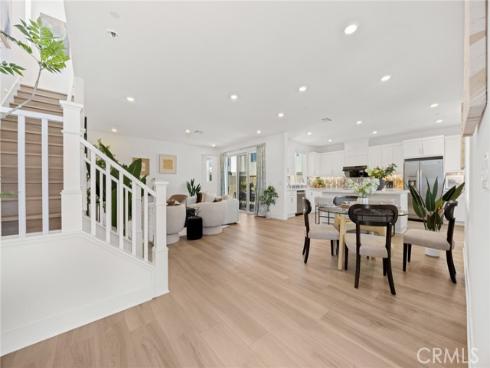 201 Longspur Dr , Irvine, CA