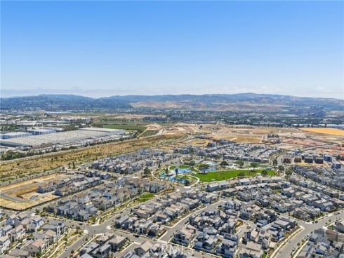 201 Longspur Dr , Irvine, CA