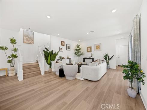 201 Longspur Dr , Irvine, CA