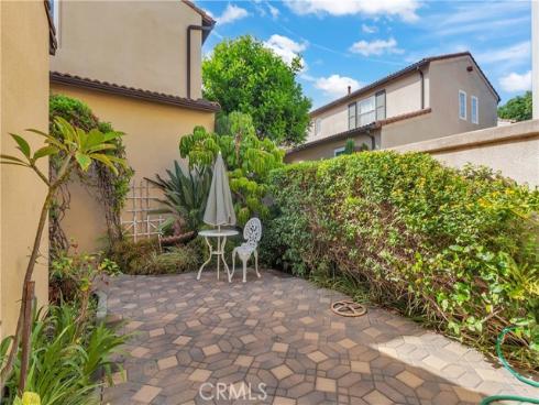 101 Waterman 153 , Irvine, CA