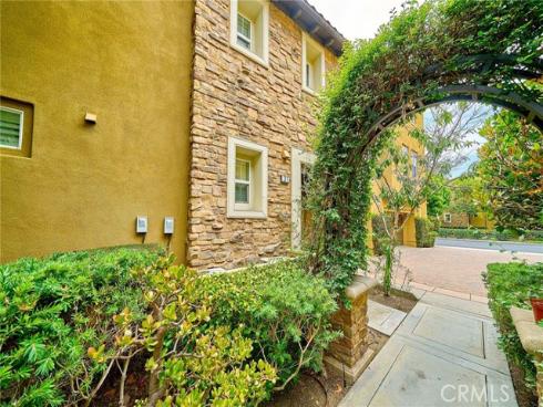 31 Gingerwood , Irvine, CA