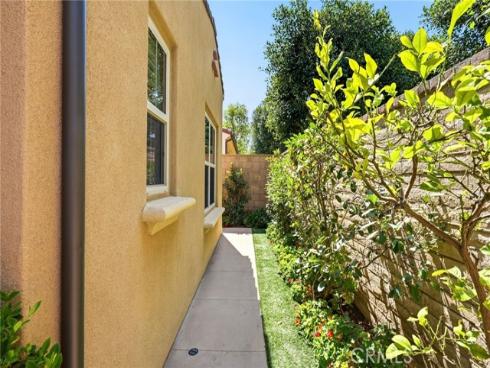 23  Donovan  , Irvine, CA