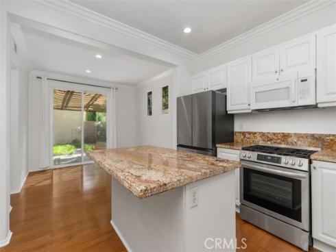 60 Avondale , Irvine, CA