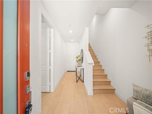 271 Lynx , Irvine, CA