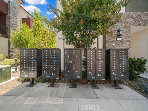 271 Lynx , Irvine, CA