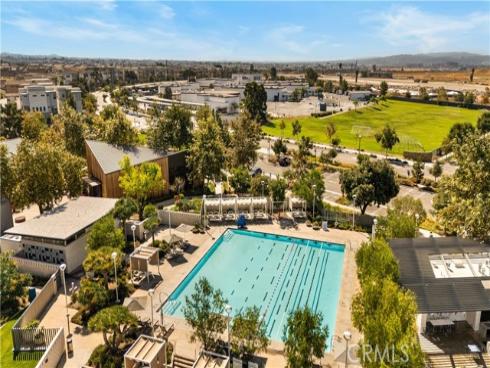 271  Lynx  , Irvine, CA
