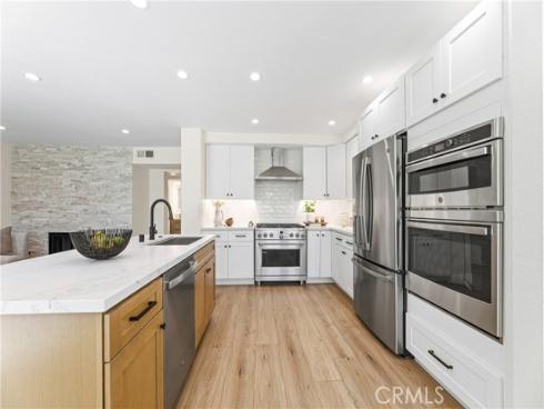 8 Del Rey 17 , Irvine, CA