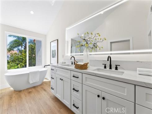 8 Del Rey 17 , Irvine, CA