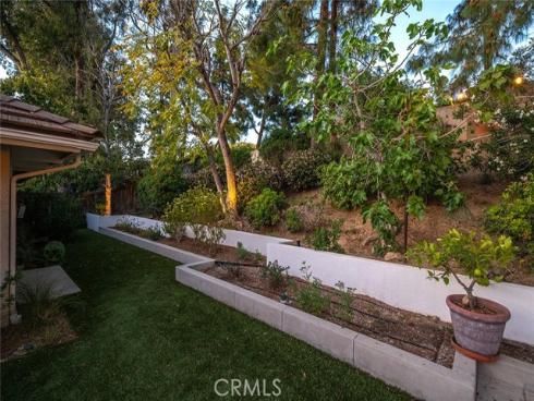 17 Rippling Stream , Irvine, CA