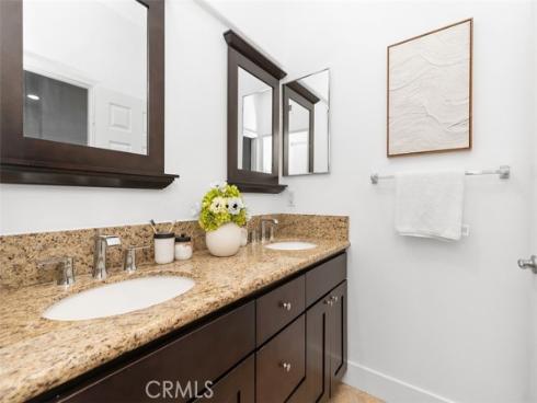 31  Dinuba  , Irvine, CA