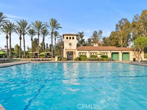 31  Dinuba  , Irvine, CA