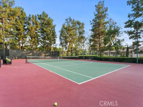31  Dinuba  , Irvine, CA
