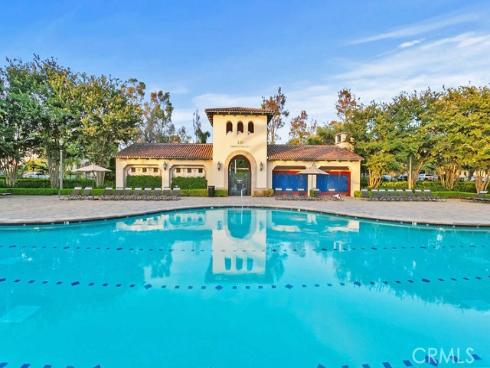 31  Dinuba  , Irvine, CA