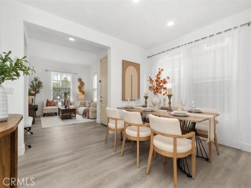 31  Dinuba  , Irvine, CA