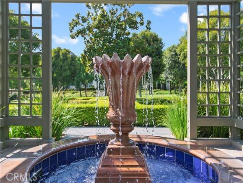 31  Dinuba  , Irvine, CA