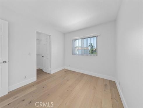 27  Almeria  , Irvine, CA