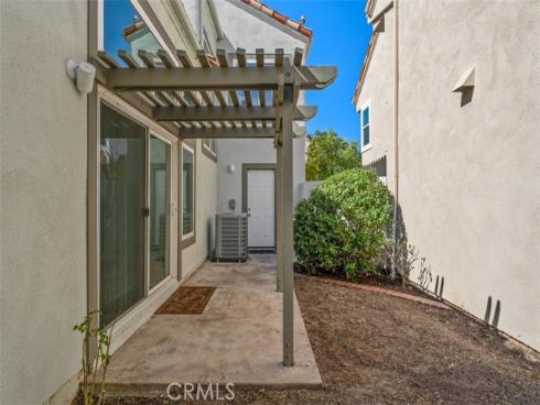 27  Almeria  , Irvine, CA