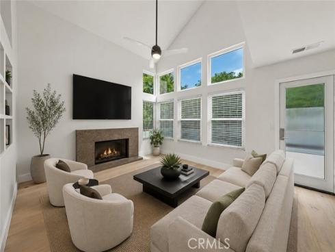 27  Almeria  , Irvine, CA