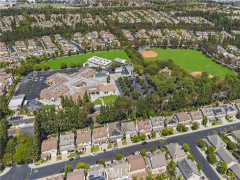 6 Blackbird , Irvine, CA