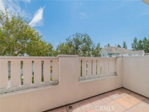 46 Middlebury , Irvine, CA