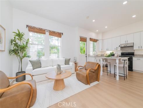 46 Middlebury , Irvine, CA