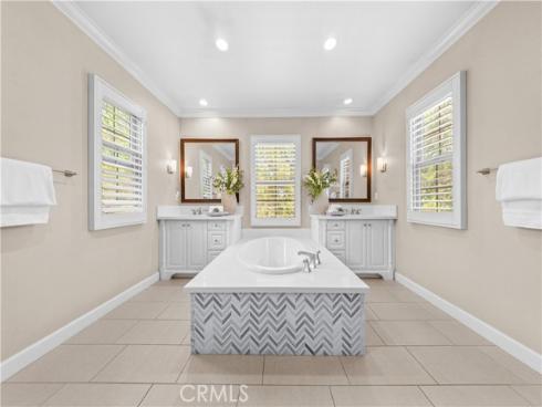 63 Rossmore , Irvine, CA