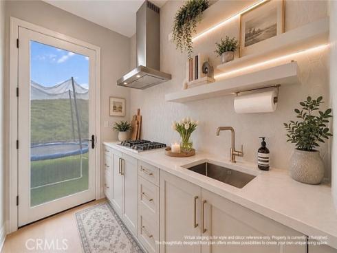 128 Roscomare , Irvine, CA