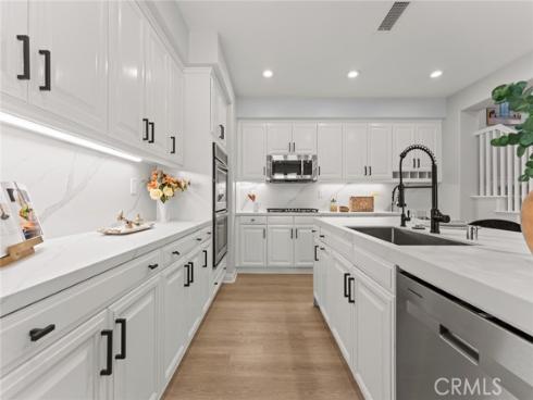 113  Sanctuary  , Irvine, CA