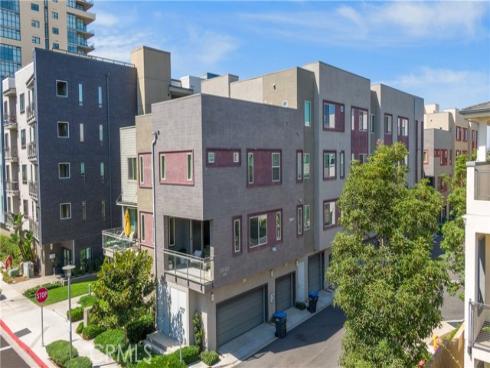 227  Bowery  , Irvine, CA