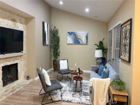 24 Atherton , Irvine, CA