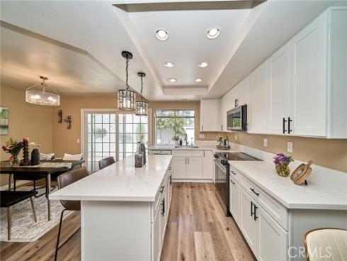 24 Atherton , Irvine, CA