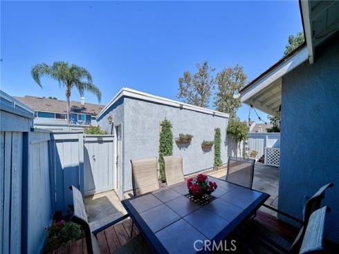 24 Atherton , Irvine, CA
