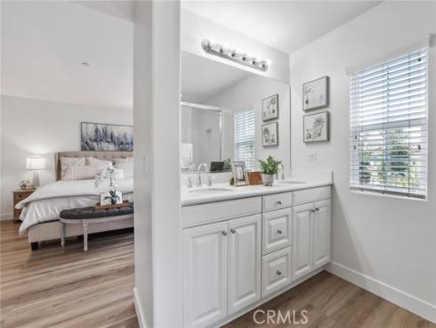 46 Arborside , Irvine, CA