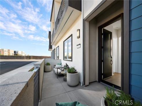 233 Blue Wing , Irvine, CA