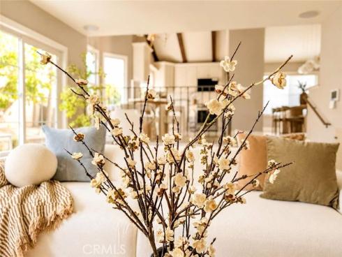 10  Delaware  , Irvine, CA