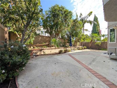 10  Delaware  , Irvine, CA