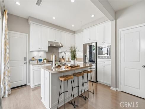 66 Fairymoss , Irvine, CA