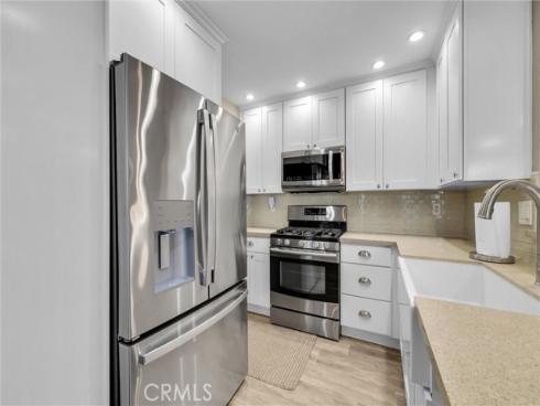146  Orchard  , Irvine, CA