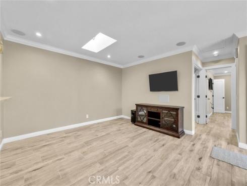 146  Orchard  , Irvine, CA