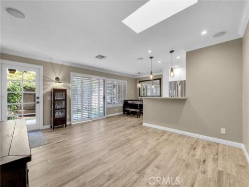 146  Orchard  , Irvine, CA