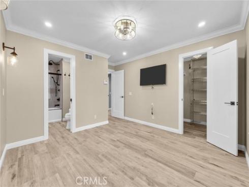 146  Orchard  , Irvine, CA
