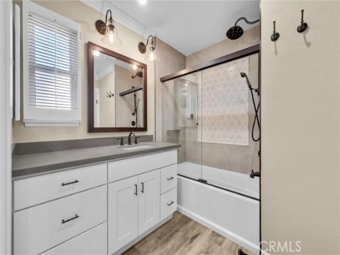 146  Orchard  , Irvine, CA